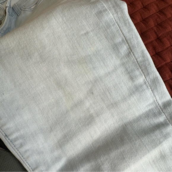 J Brand Mid Rise Crop Capri in the color Solana size 27 - Picture 8 of 16